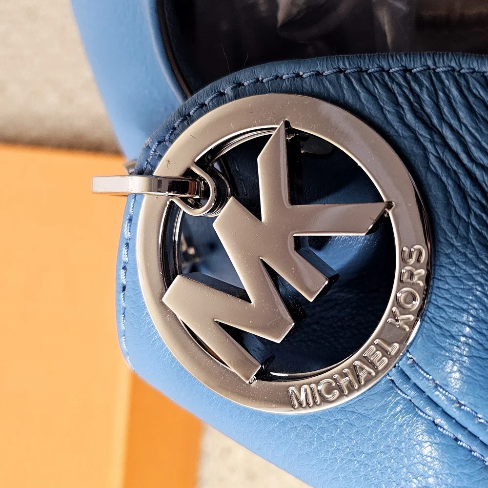 Authentic Michael Kors Blue Leather Shoulder Bag - Picture 5 of 12
